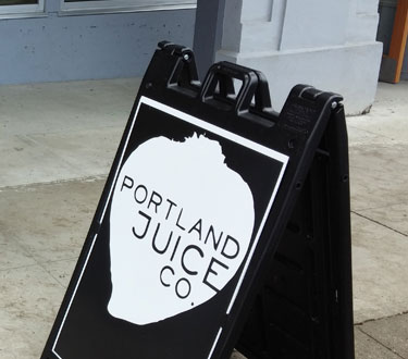 3050 SE Division St.:  Portland Juice Co.